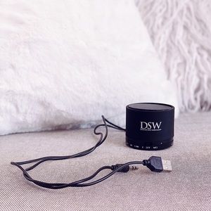 🎁 FREE GIFT WITH PURCHASE